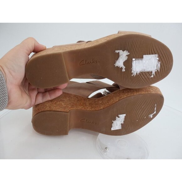Clarks Giselle Dove Wedge Sandals Sand Nubuck SIze 11M Cork Slingback - Picture 8 of 12